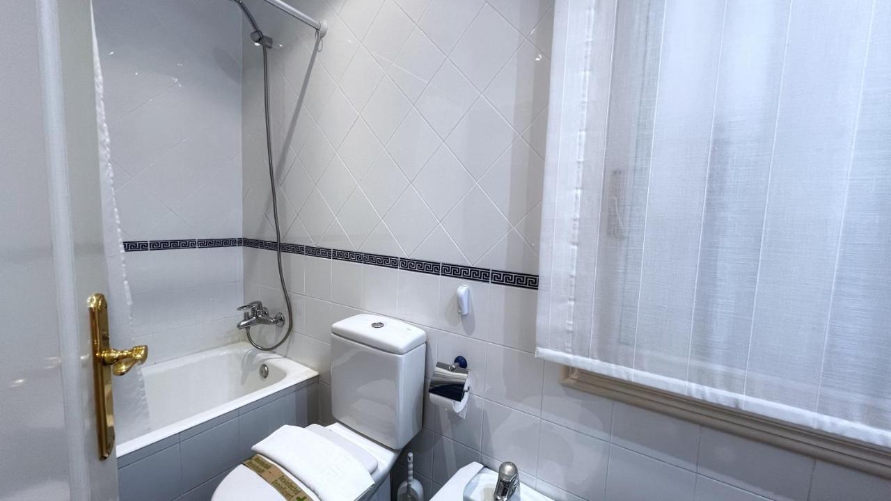 Amplio Y Acogedor Cerca Del Guggenheim Apartment Bilbao Luaran gambar